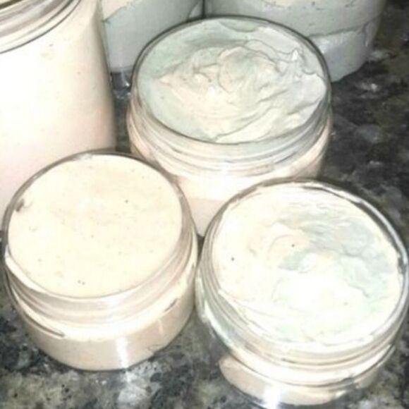 HAND crafted TIS' THE SEASON SHIMMERING WHIPPED BODY BUTTER-LIMITED Edition - Picture 1 of 7